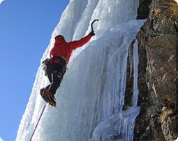 Ice-climbing sulla parete Est del Rosa
